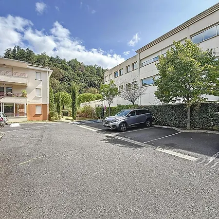 아파트 F2 Climatise Avec Terrasse Et Parking - Proche Centre Et Thermes, - Fr-1-451-134 라말루-레-뱅