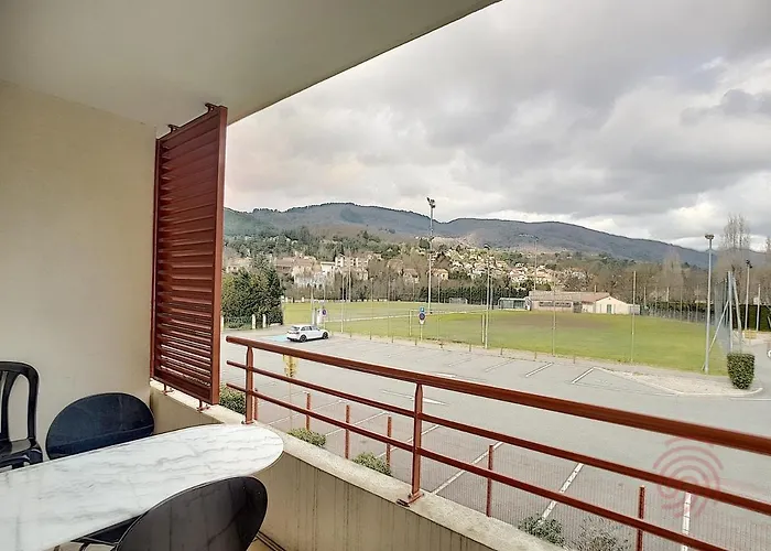 F2 Climatise Avec Terrasse Et Parking - Proche Centre Et Thermes, - Fr-1-451-134