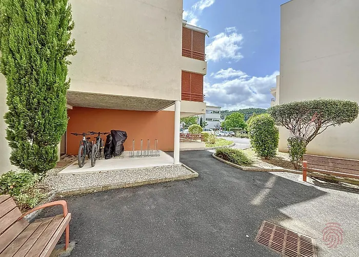 F2 Climatise Avec Terrasse Et Parking - Proche Centre Et Thermes, - Fr-1-451-134 Διαμέρισμα Lamalou-les-Bains